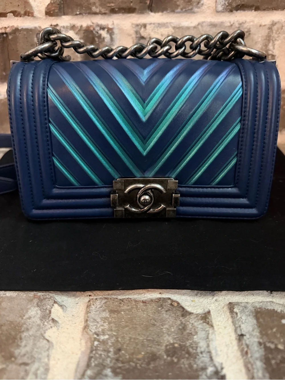 CHANEL comes certificate